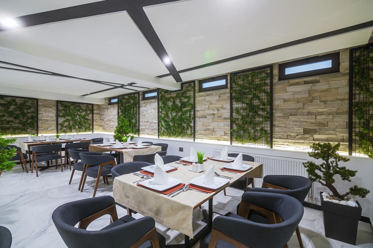 Hotel Regal Korce Eksteriør billede
